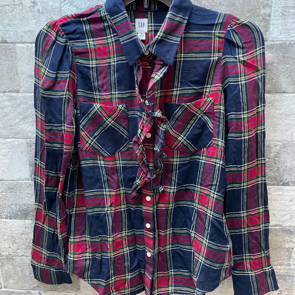 ❤️ GAP PLAID RUFFLE HOLIDAY BUTTON DOWN TOP SIZE XS - Picture 5 of 6